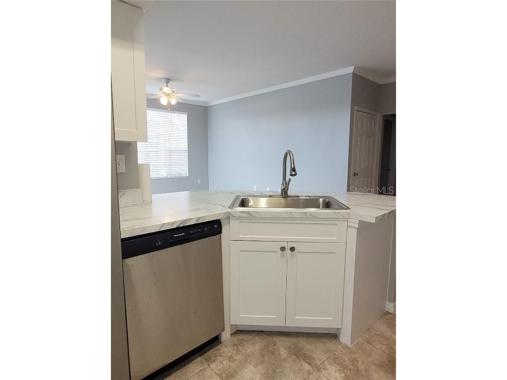 9732 Lake Chase Island Way Tampa FL 33626 TB8420213 image6