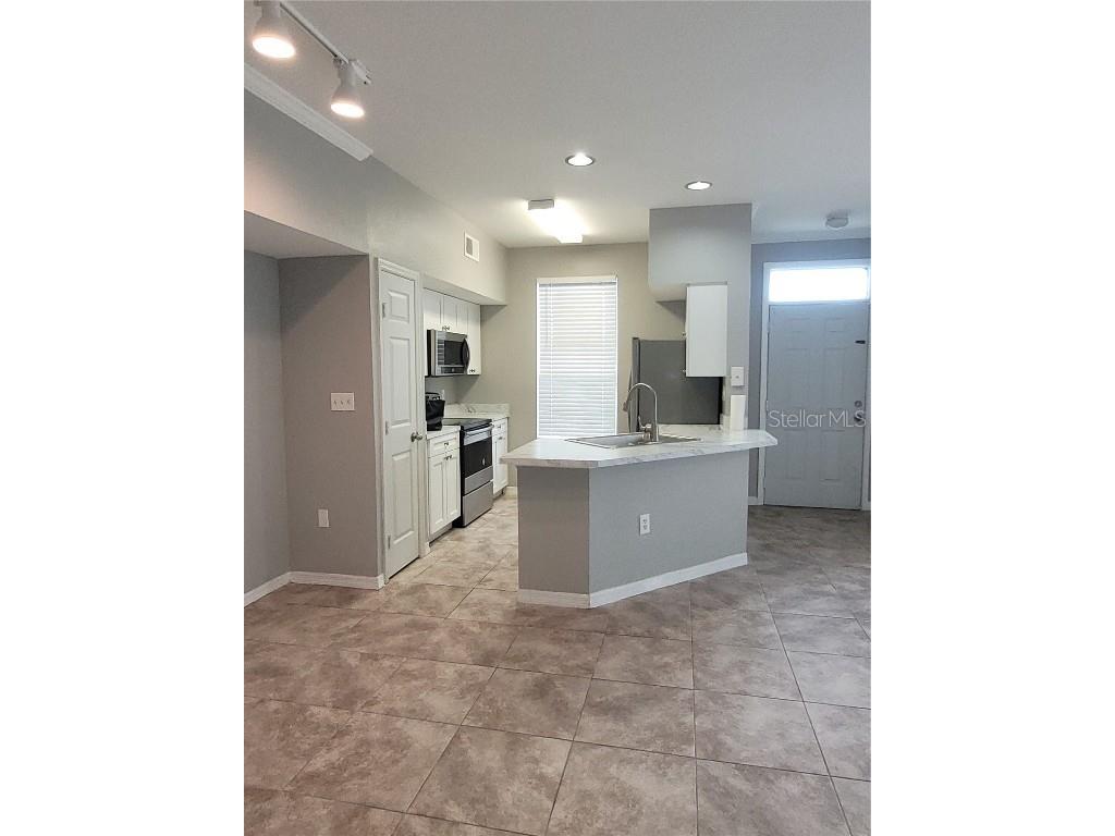 9732 Lake Chase Island Way Tampa FL 33626 TB8420213 image7