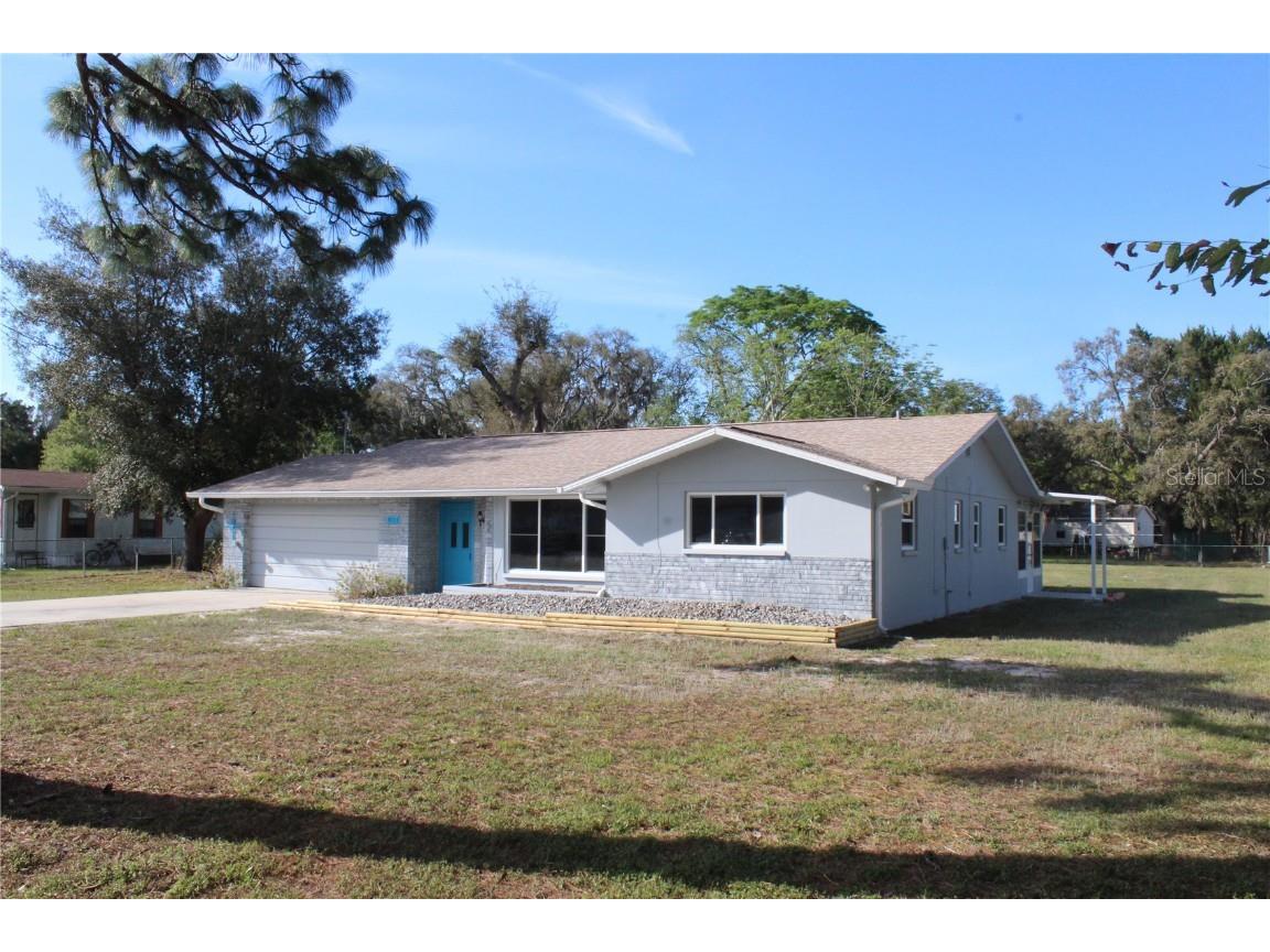 9733 Dick Street Hudson FL 34669 W7853030 image1