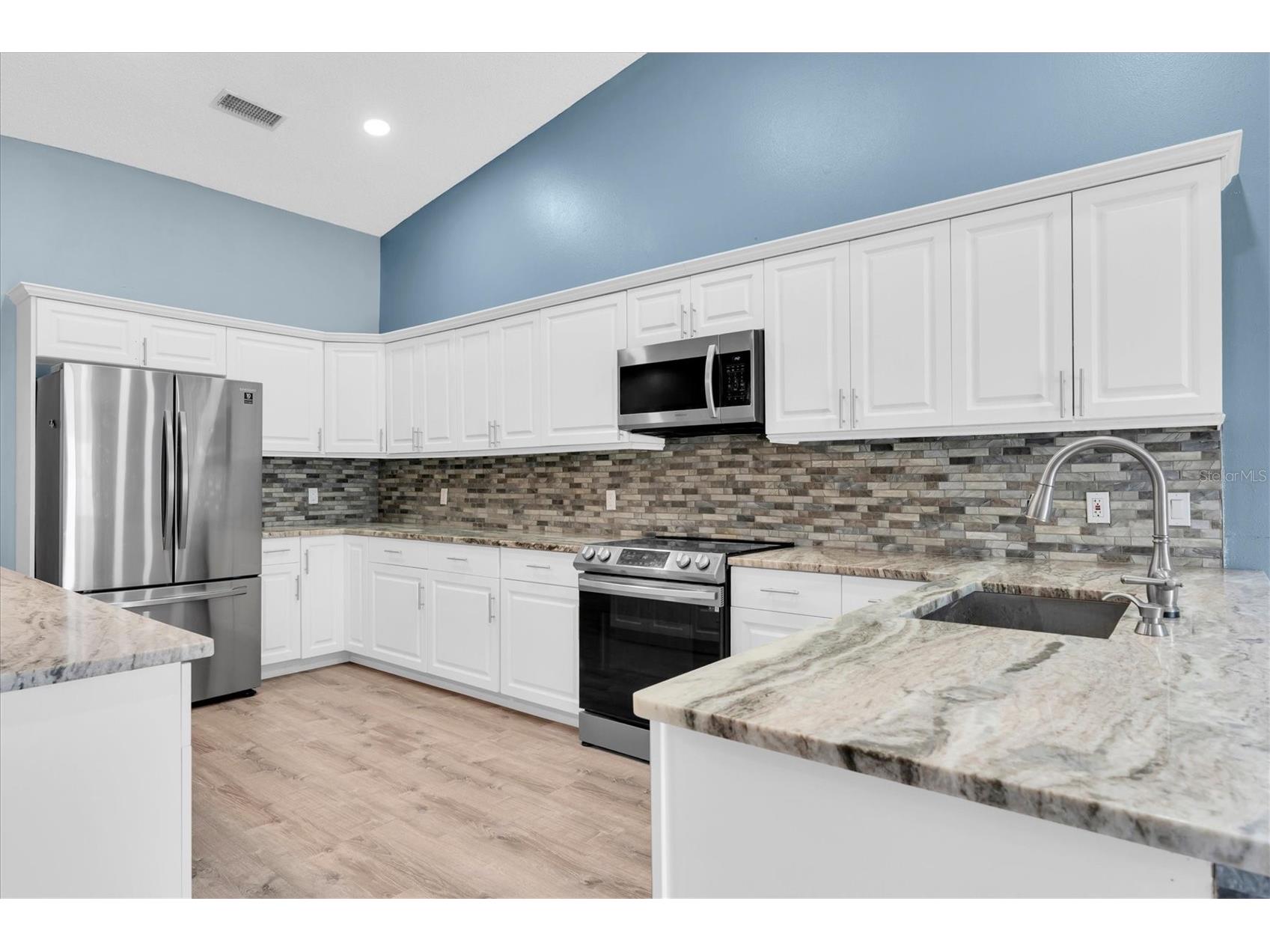 9735 Cypress Shadow Avenue Tampa FL 33647 TB8504039 image6
