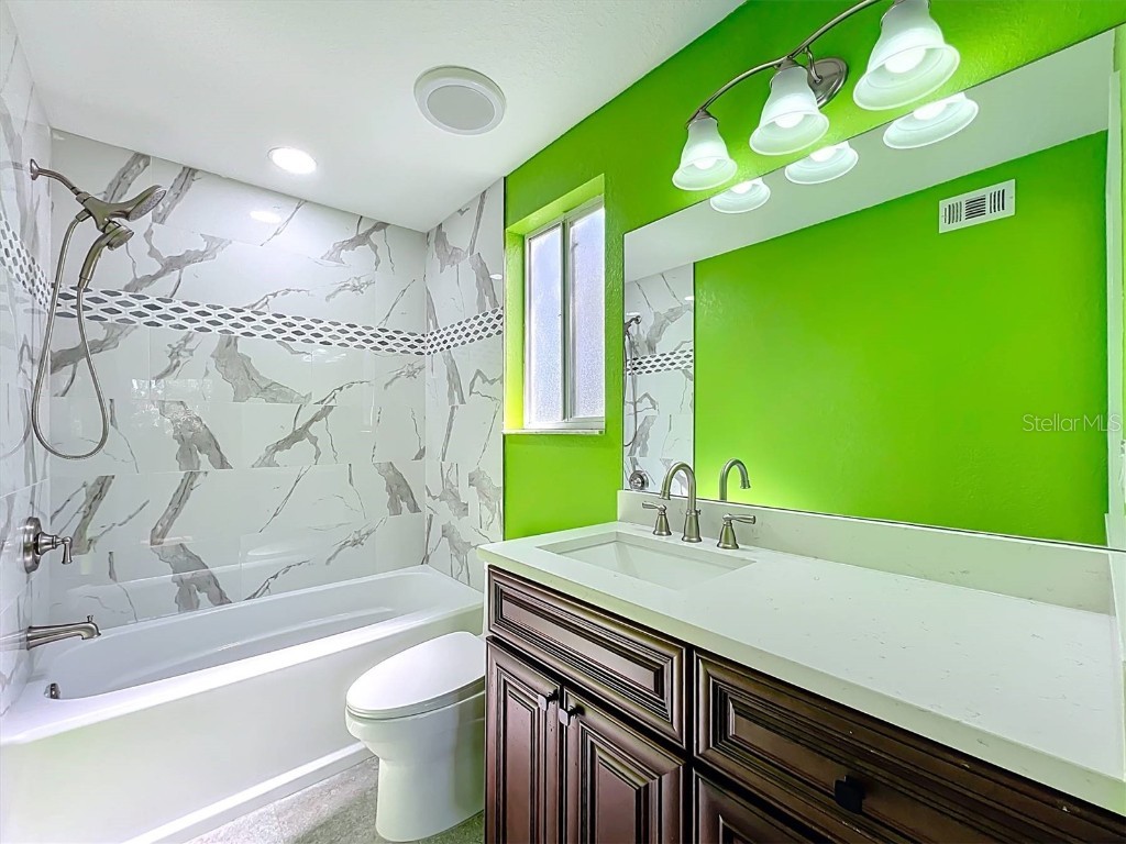 9736 Indian Key Trail #111 Seminole FL 33776 - THE NARROWS TB8446085 image35