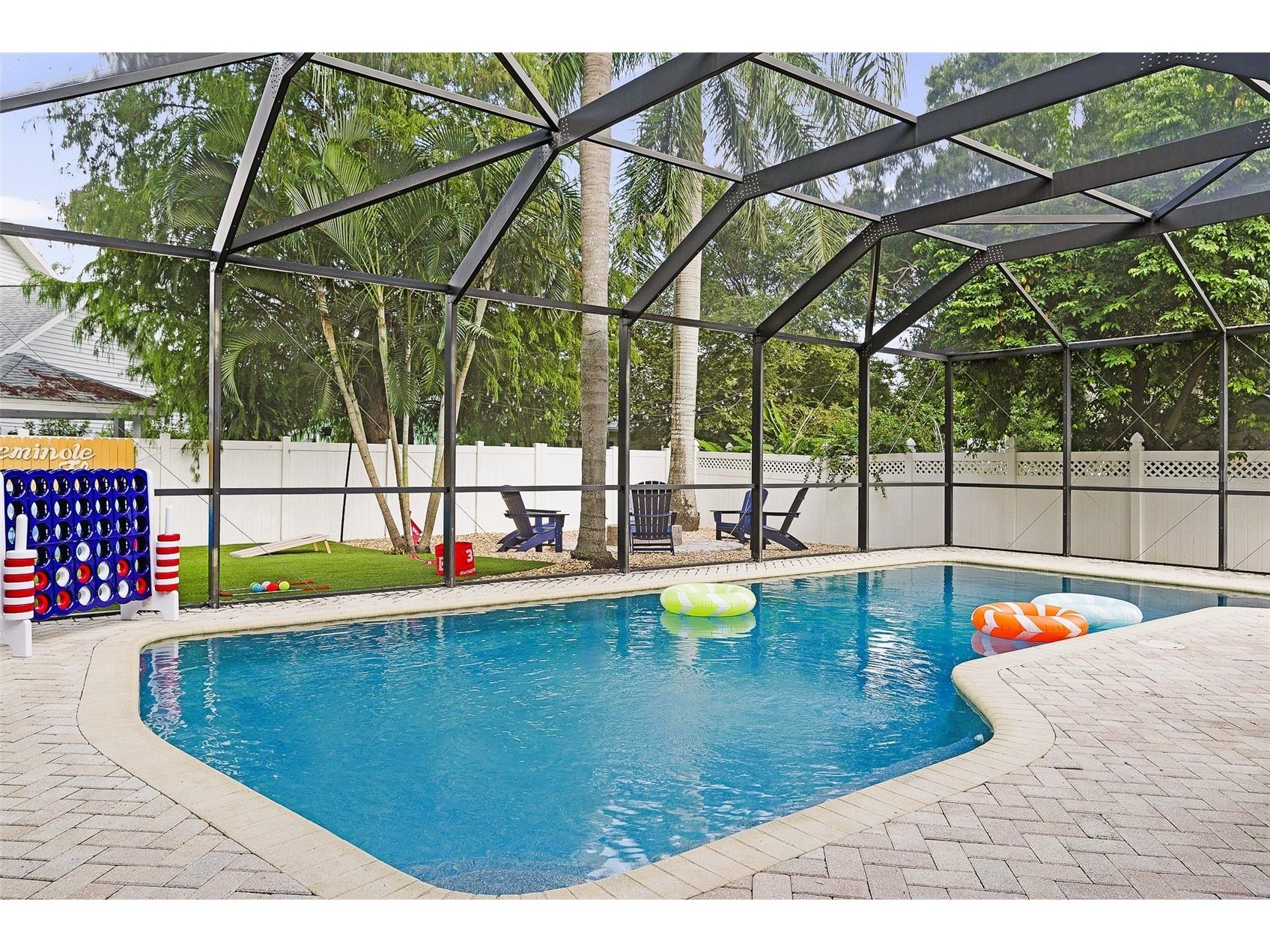 9737 135th Street Seminole FL 33776 TB8526462 image49