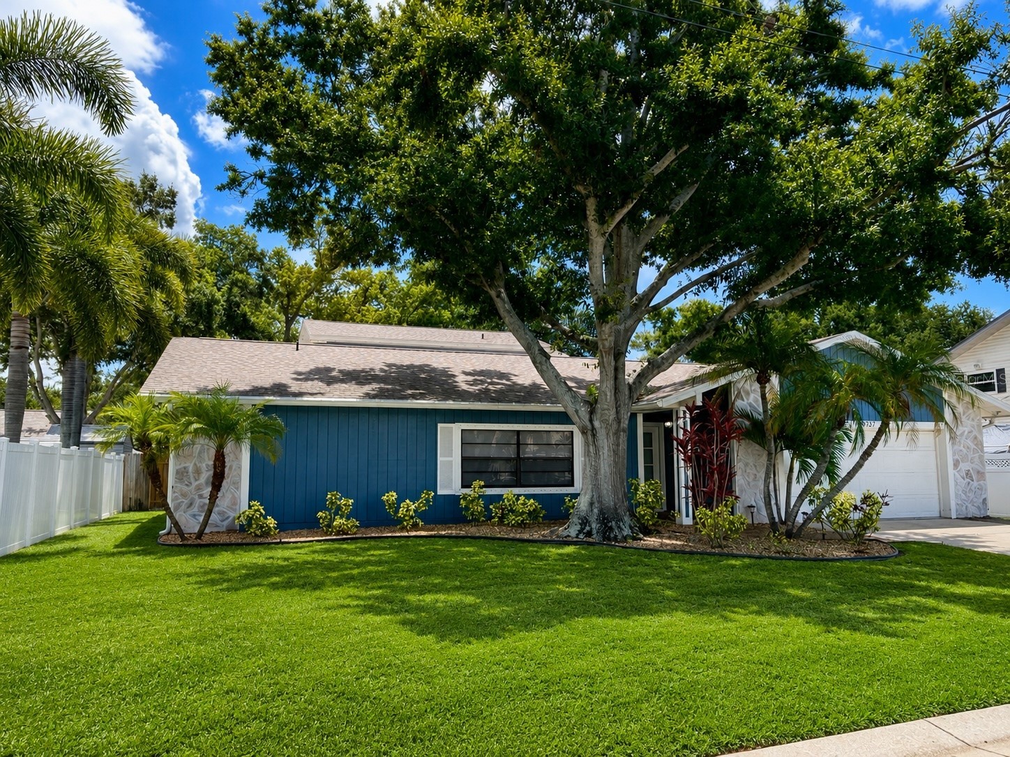 9737 135th Street Seminole FL 33776 TB8526462 image5