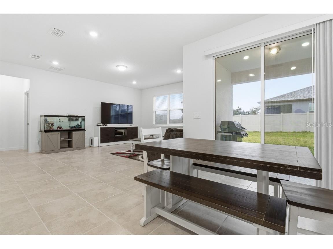 9738 Redwood Heights Loop Thonotosassa FL 33592 TB8454562 image7