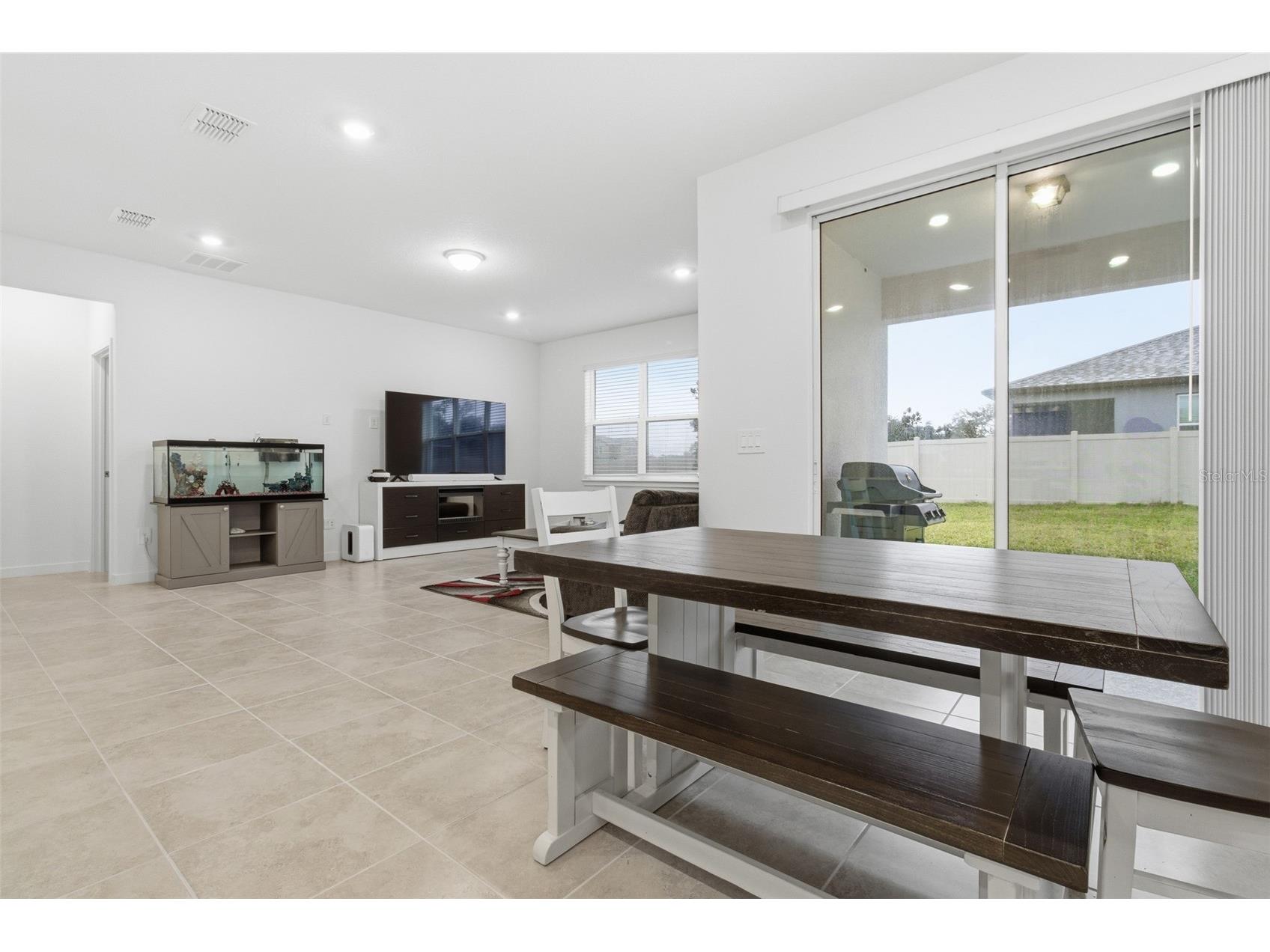 9738 Redwood Heights Loop Thonotosassa FL 33592 TB8511935 image7