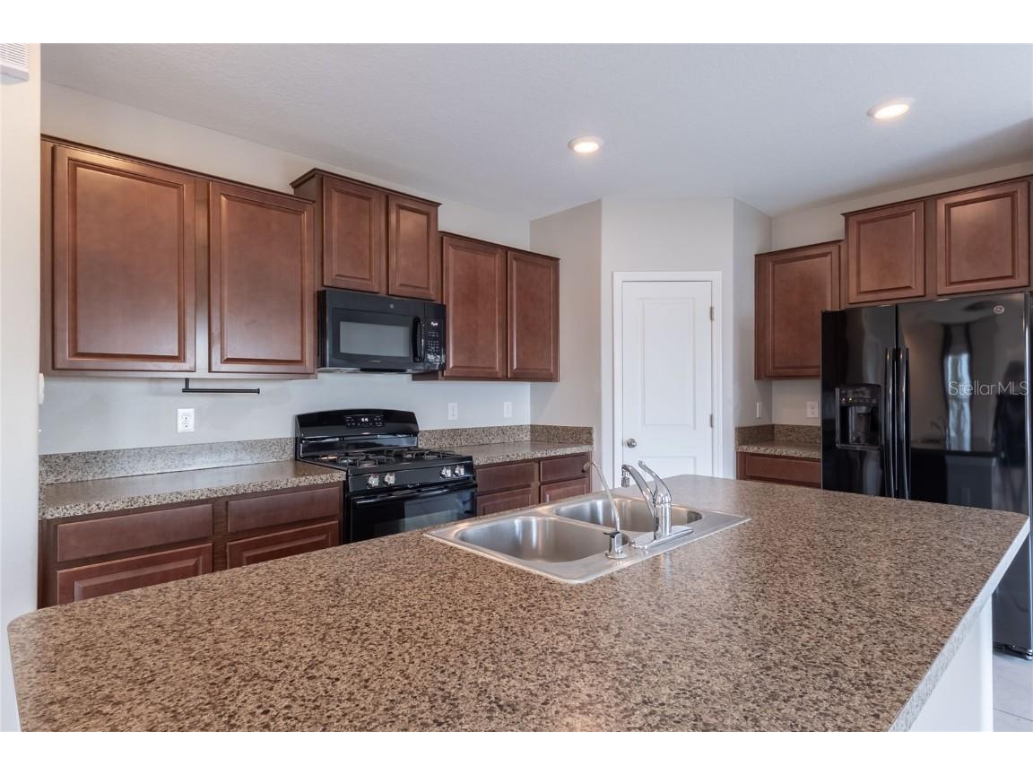 9739 Lemon Drop Loop Sun City Center FL 33573 TB8451007 image10