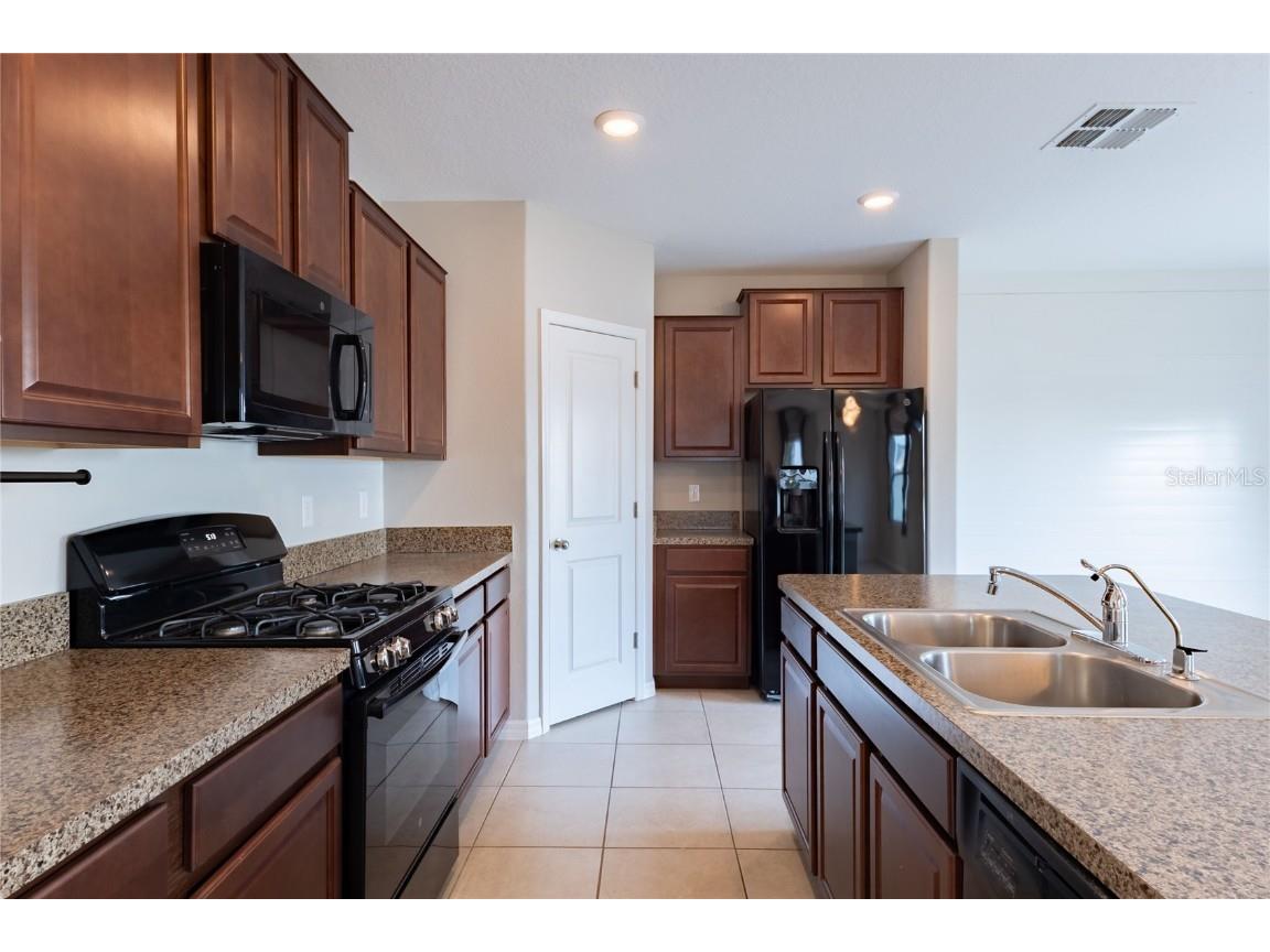 9739 Lemon Drop Loop Sun City Center FL 33573 TB8451007 image9