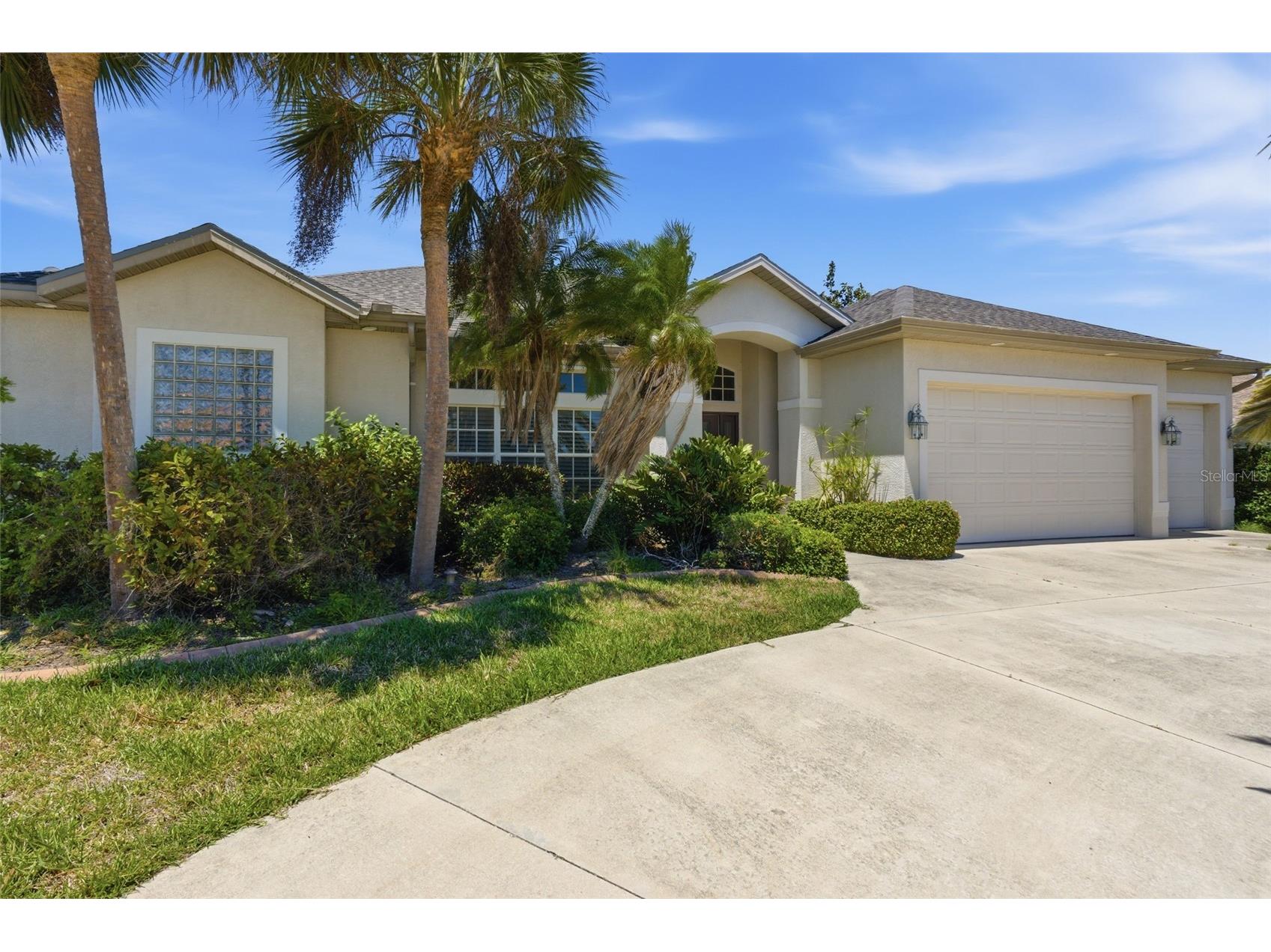 974 Rotonda Circle Rotonda West FL 33947 C7524744 image1