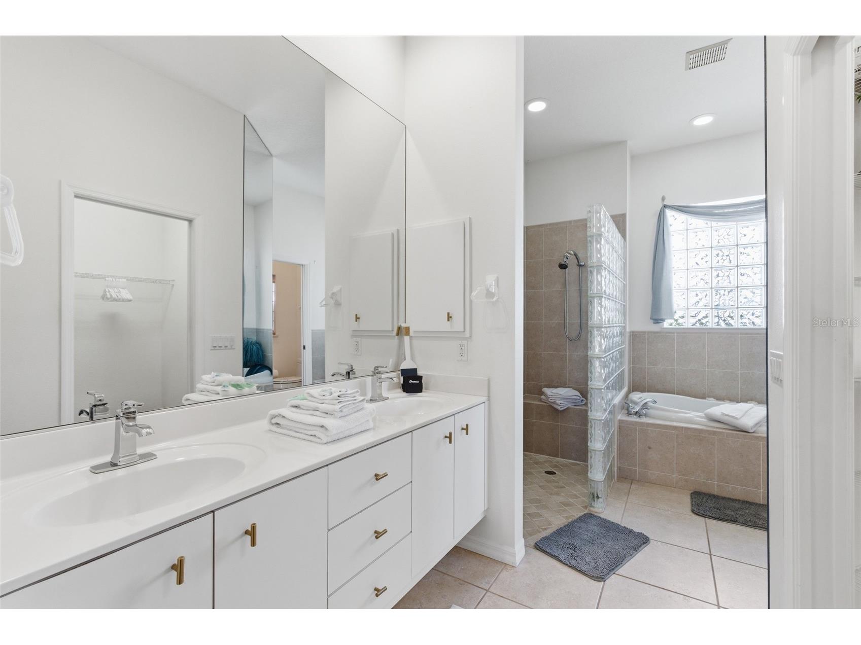 974 Rotonda Circle Rotonda West FL 33947 C7524744 image17