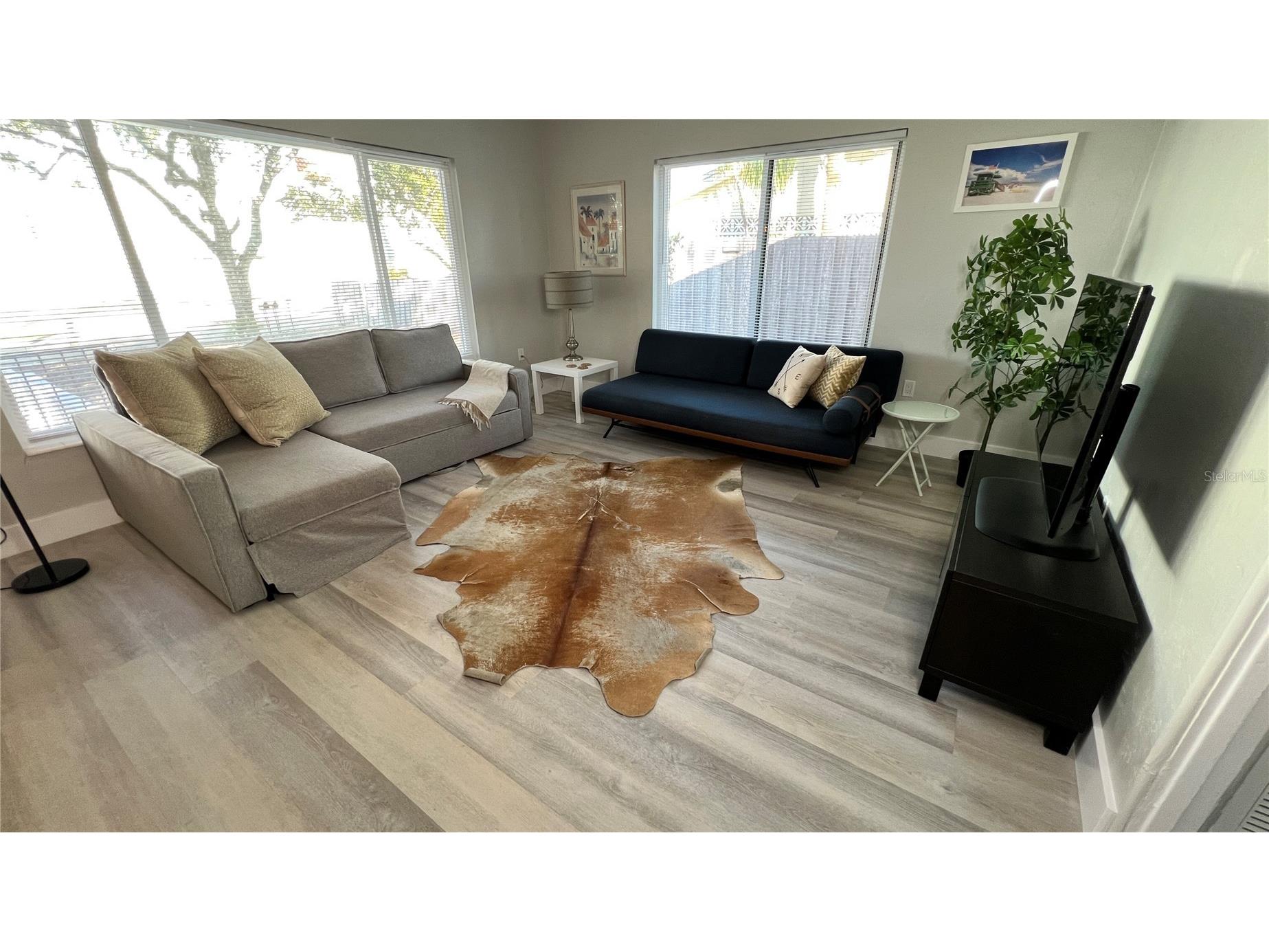 974 Tennessee Lane Sarasota FL 34234 TB8466639 image2