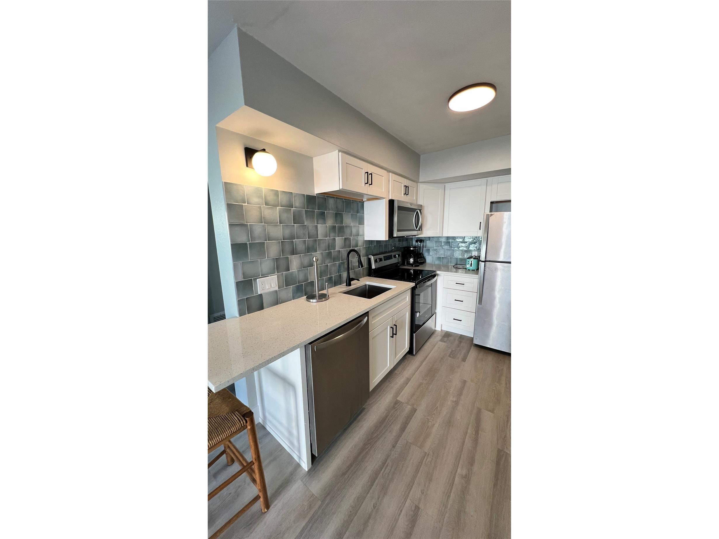 974 Tennessee Lane Sarasota FL 34234 TB8466639 image4