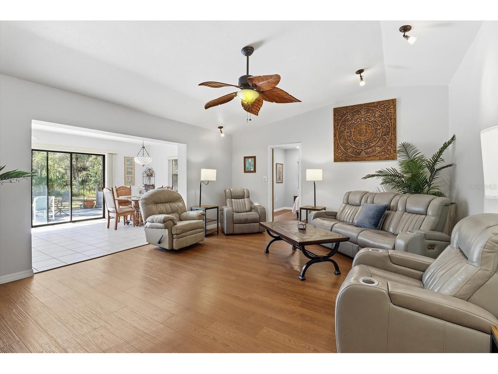 9740 W Cranberry Street Crystal River FL 34428 OM720352 image3