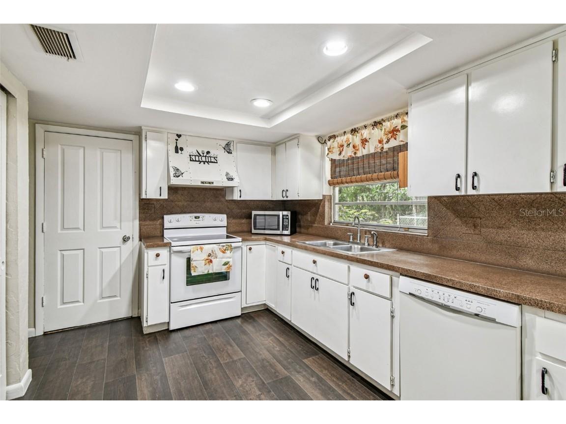 9741 Star Trail New Port Richey FL 34654 W7879215 image27