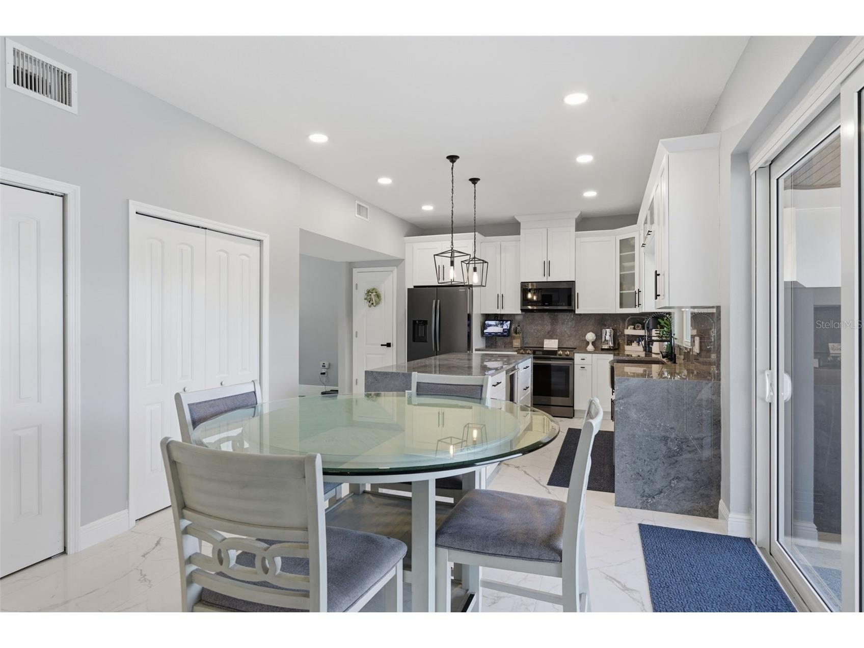 9741 Wilsky Boulevard Tampa FL 33615 TB8452179 image23