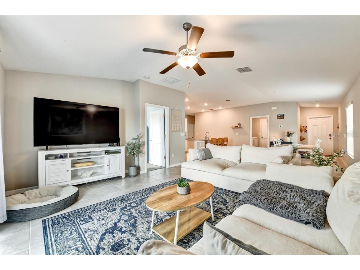 9742 Lemon Drop Loop Sun City Center FL 33573 TB8447330 image8