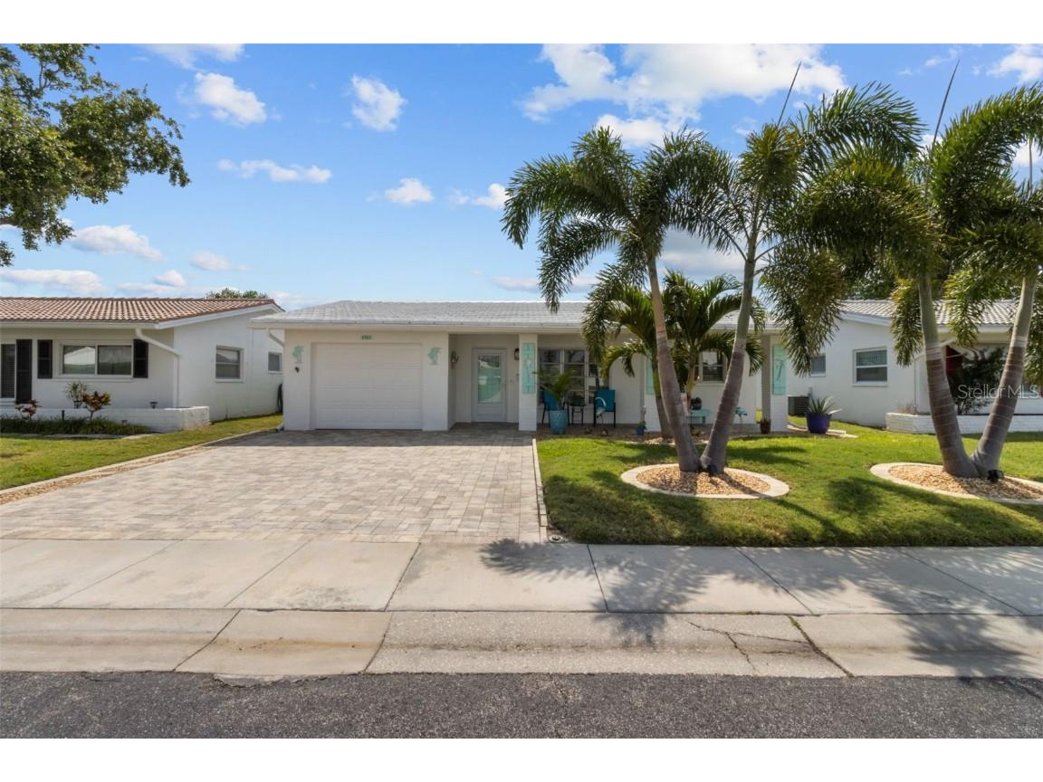 9743 36th Way N #4 Pinellas Park FL 33782 TB8382253 image1