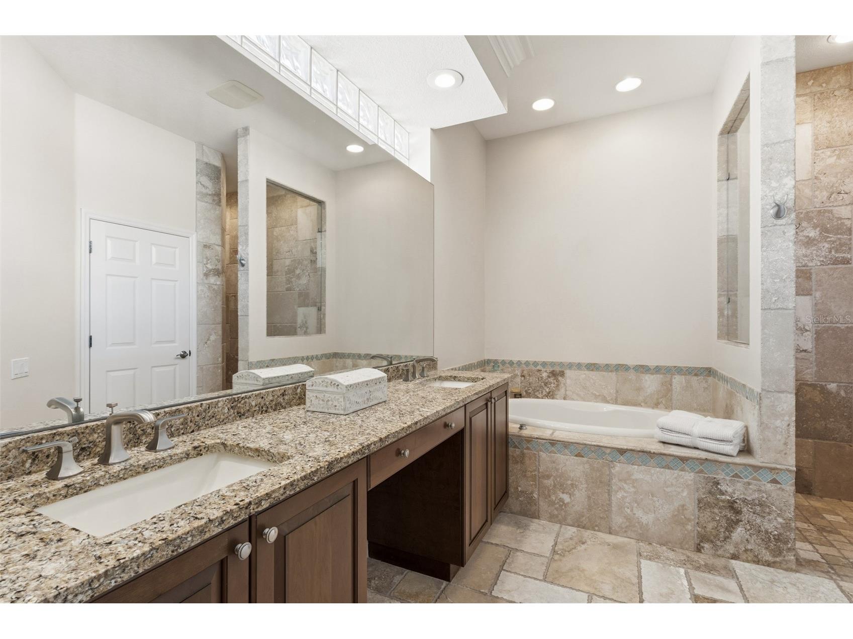 9743 53rd Drive E Bradenton FL 34211 A4686477 image43