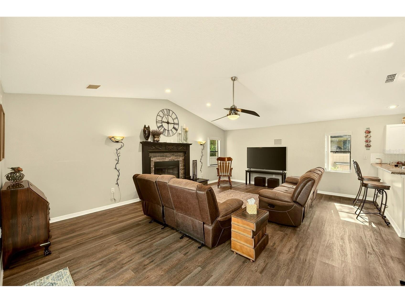 9743 Hermosillo Drive New Port Richey FL 34655 TB8485283 image10