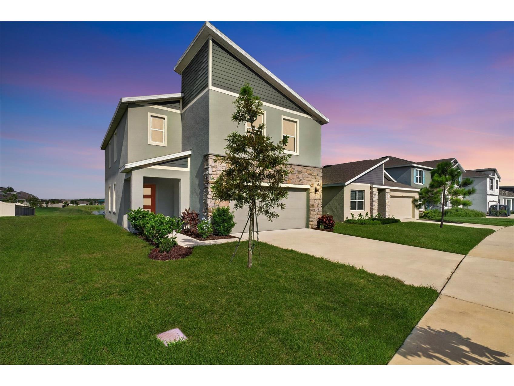 9744 Crescent Ray Drive Wesley Chapel FL 33545 TB8532029 image1