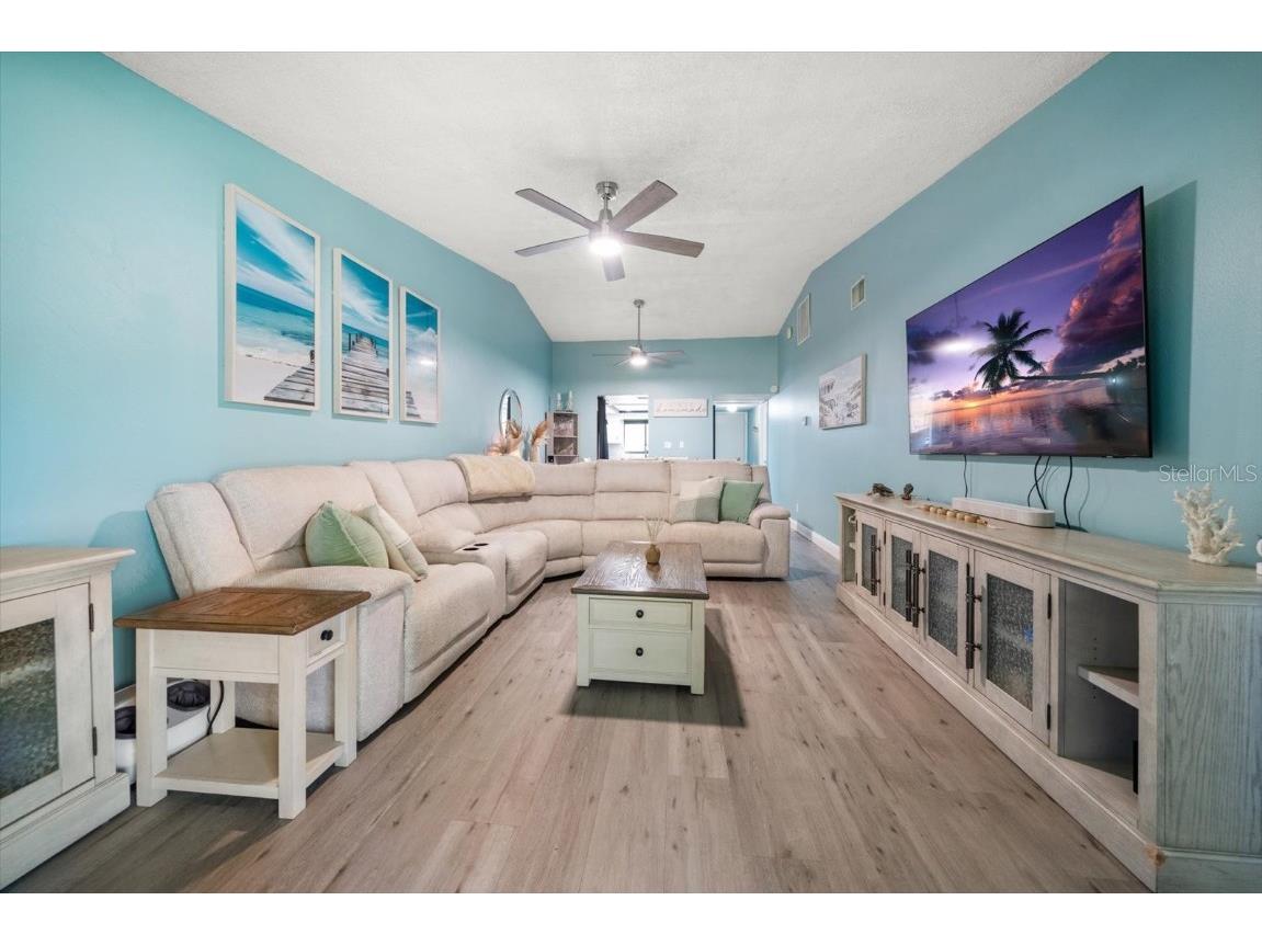 9747 86th Avenue Seminole FL 33777 TB8449537 image11