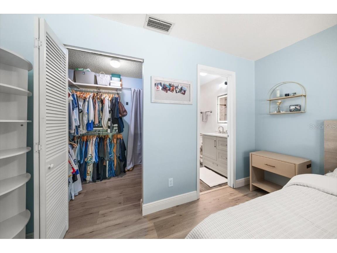 9747 86th Avenue Seminole FL 33777 TB8449537 image20