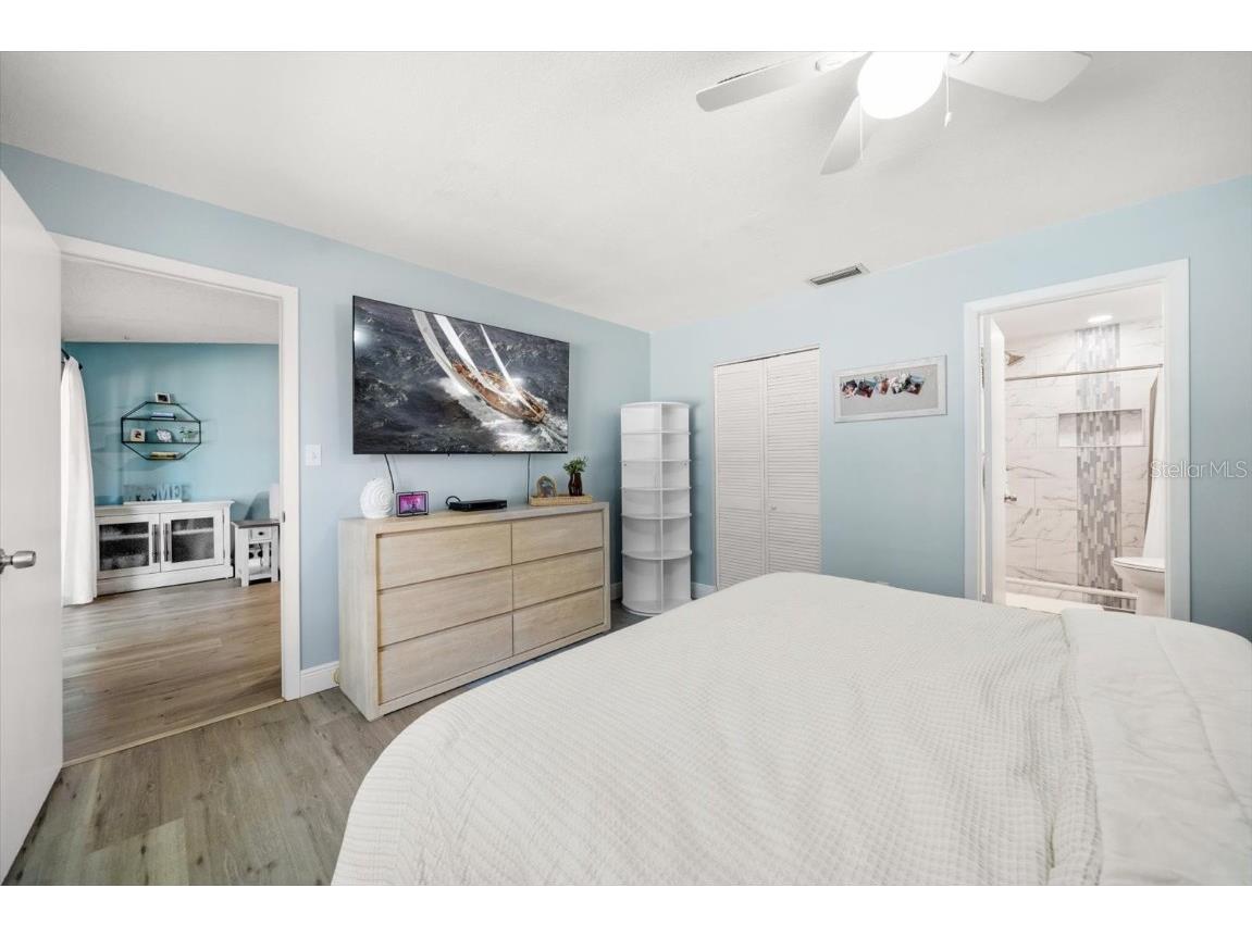 9747 86th Avenue Seminole FL 33777 TB8449537 image23