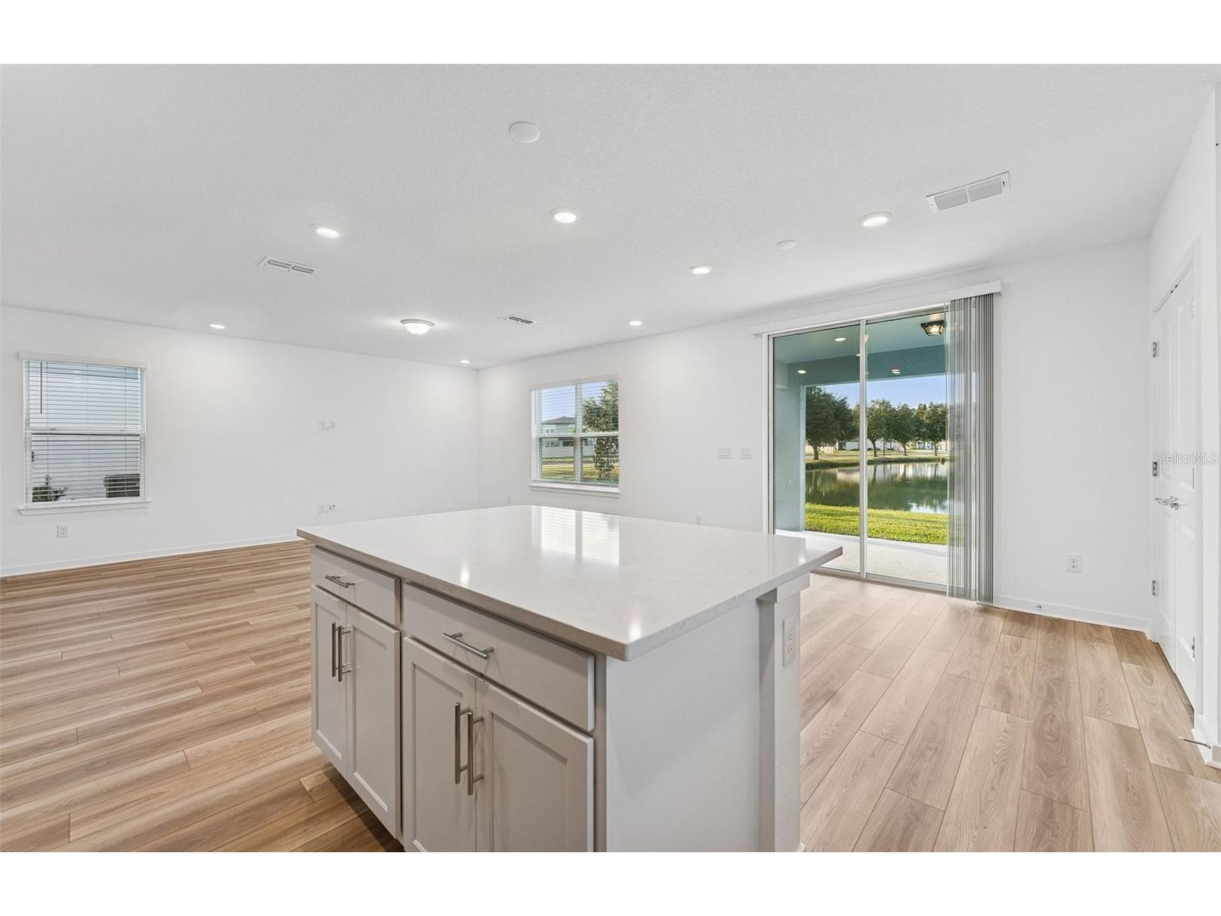 9748 Crescent Moon Drive Riverview FL 33578 TB8498191 image5