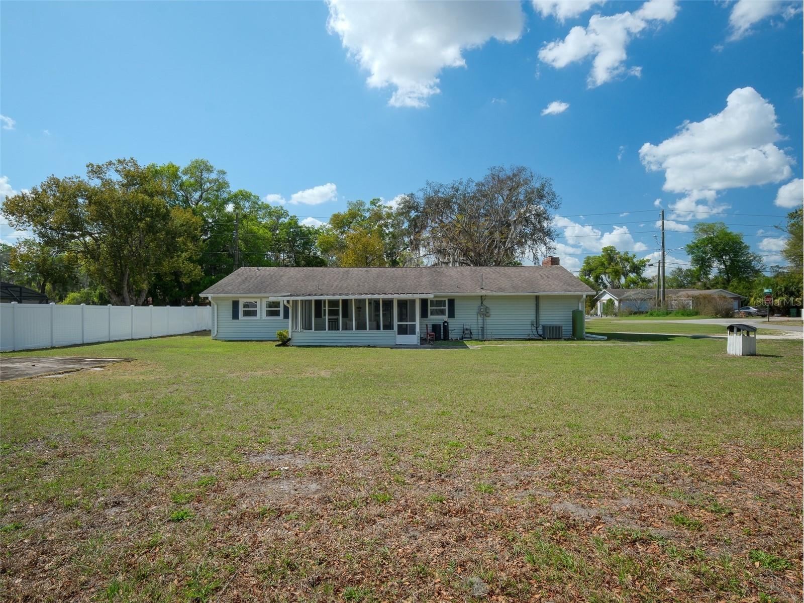 975 N Boston Avenue Deland FL 32724 NS1087581 image36