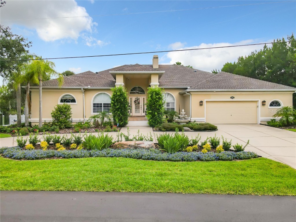 975 SE 1st Court Crystal River FL 34429 - THREE SISTERS SPRINGS U8207446 image1