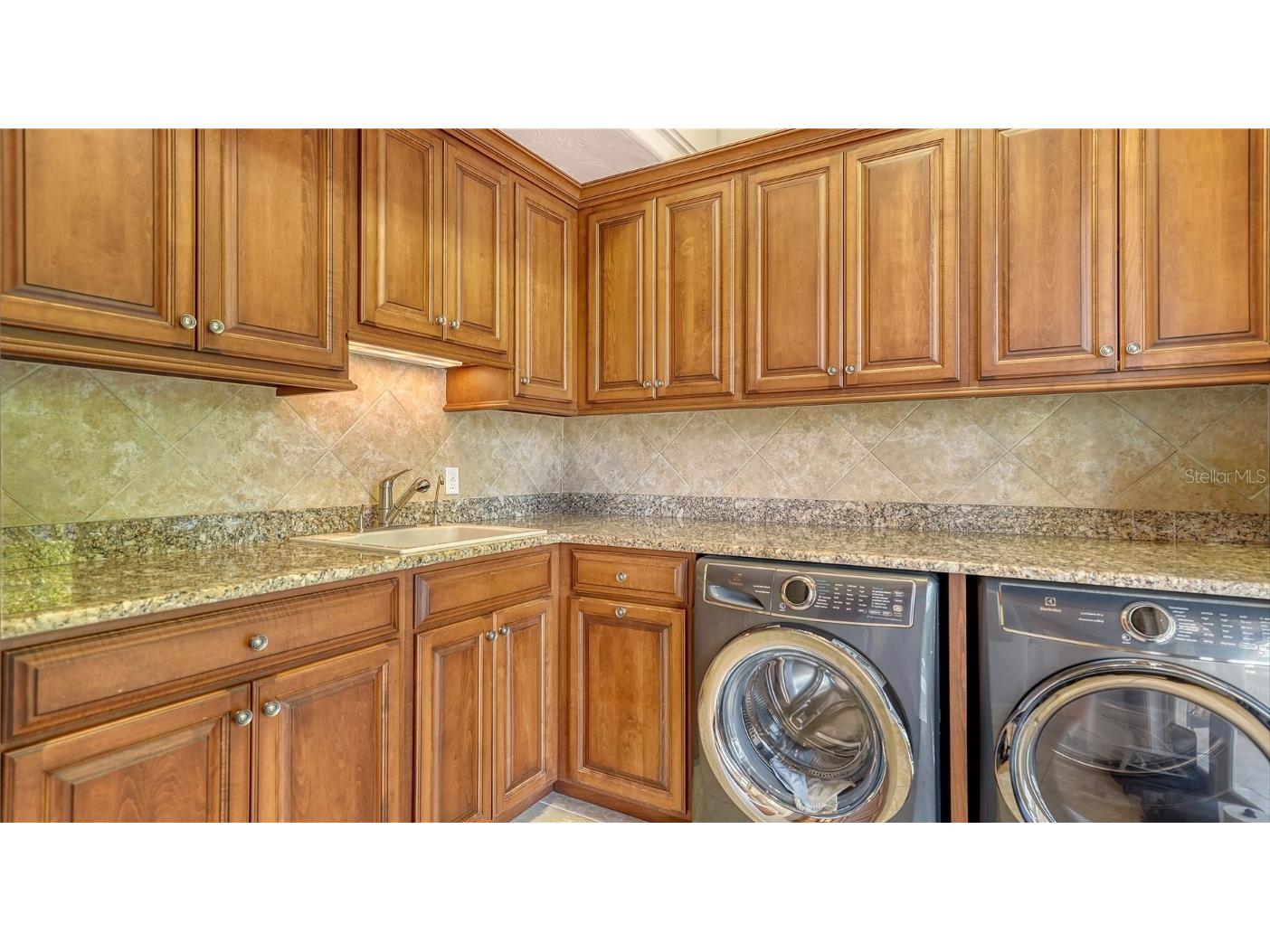 975 Whitakers Lane Sarasota FL 34236 - WHITAKERS BAYOU SARASOTA BAY A4675380 image77