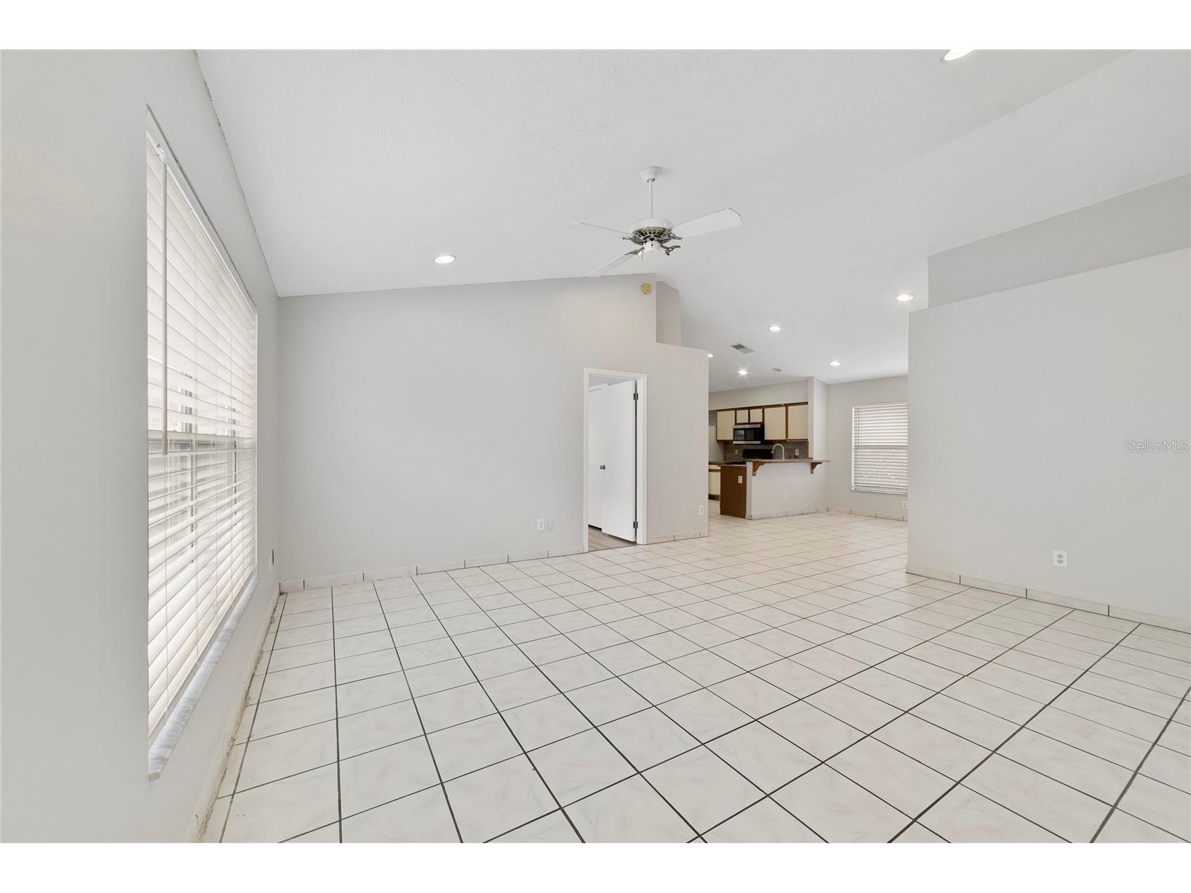 9752 Piney Point Circle Orlando FL 32825 O6422838 image3