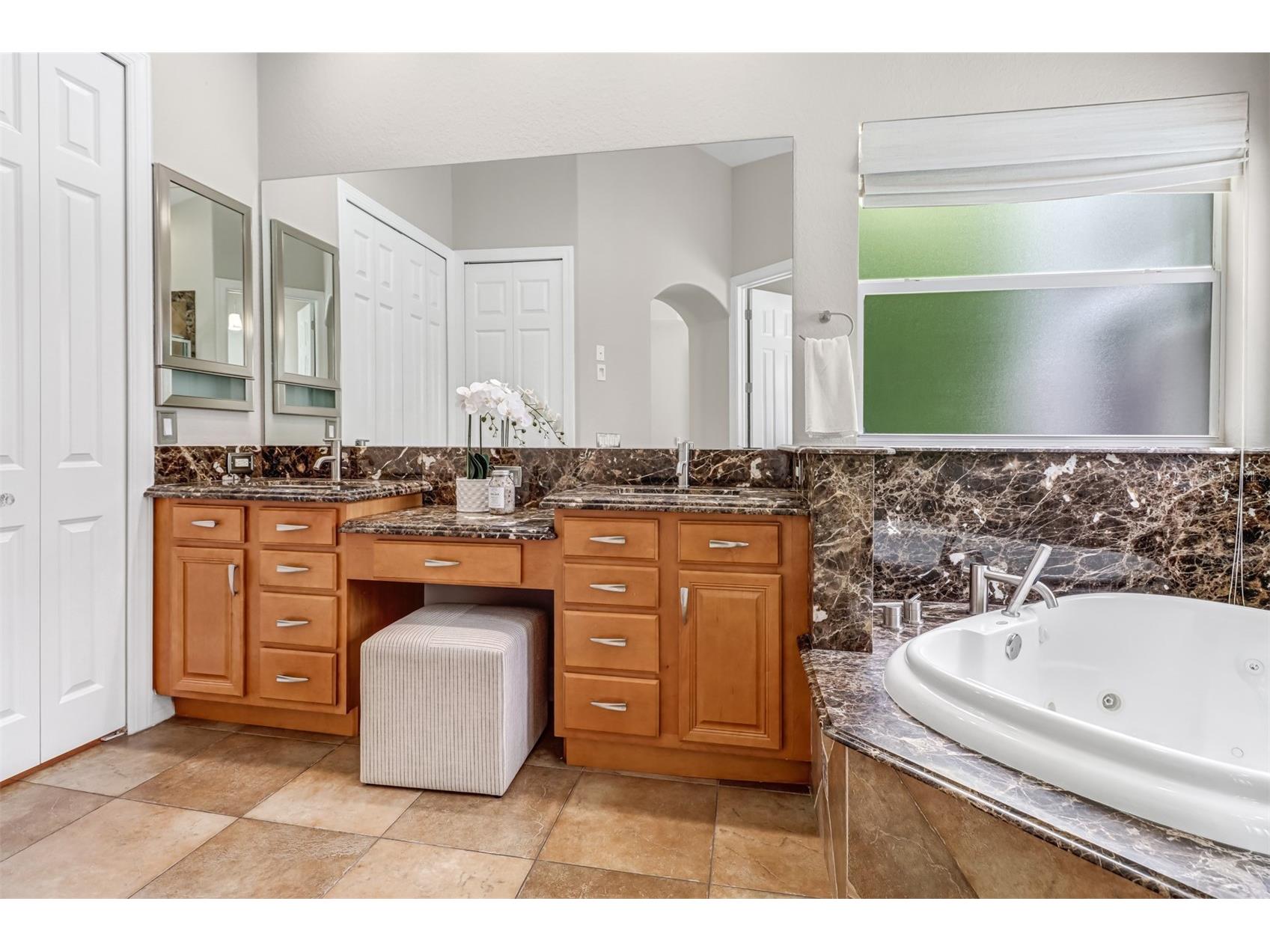 9754 Wilshire Lakes Boulevard Naples FL 34109 U8246889 image19