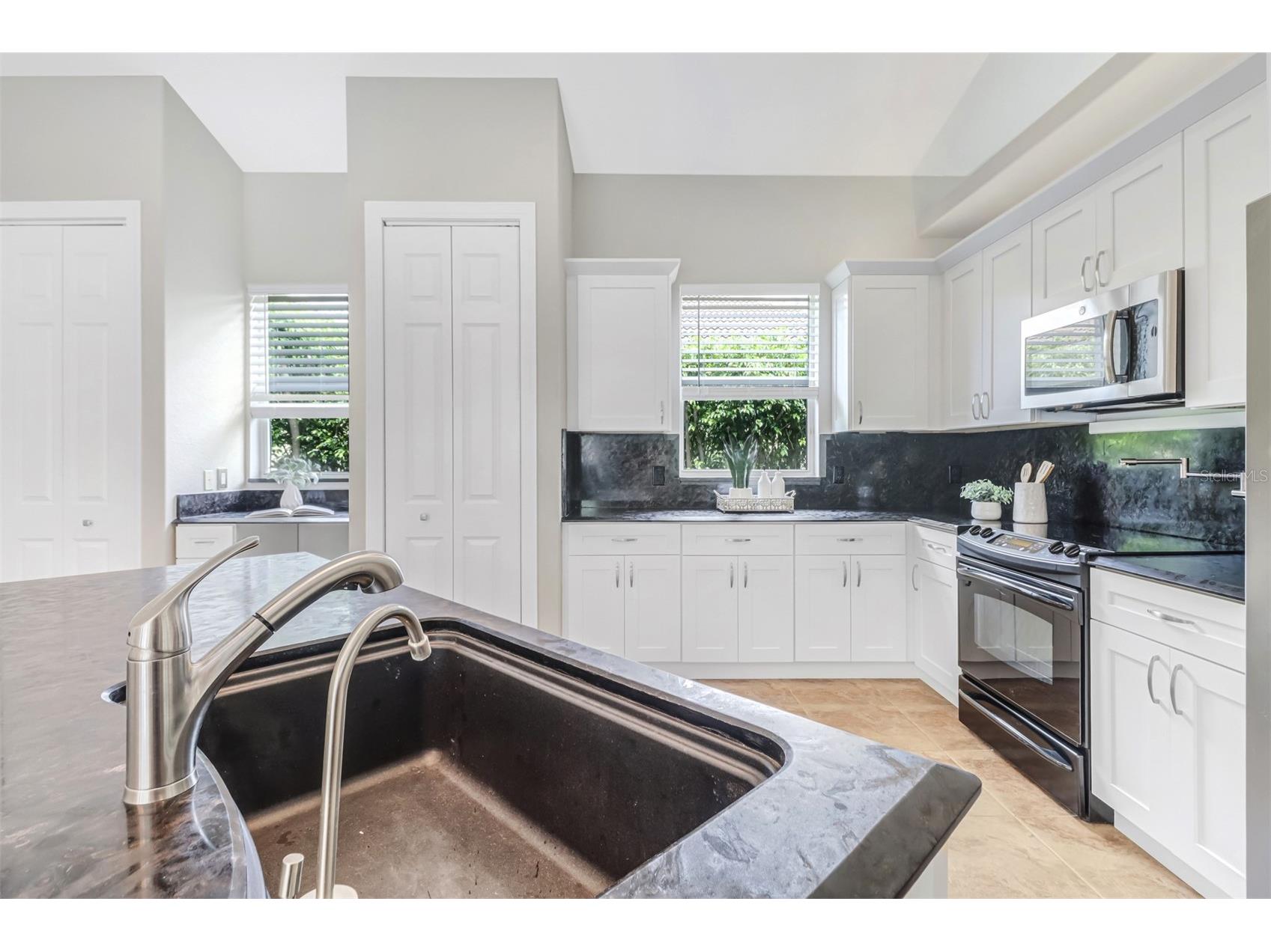 9754 Wilshire Lakes Boulevard Naples FL 34109 U8246889 image5