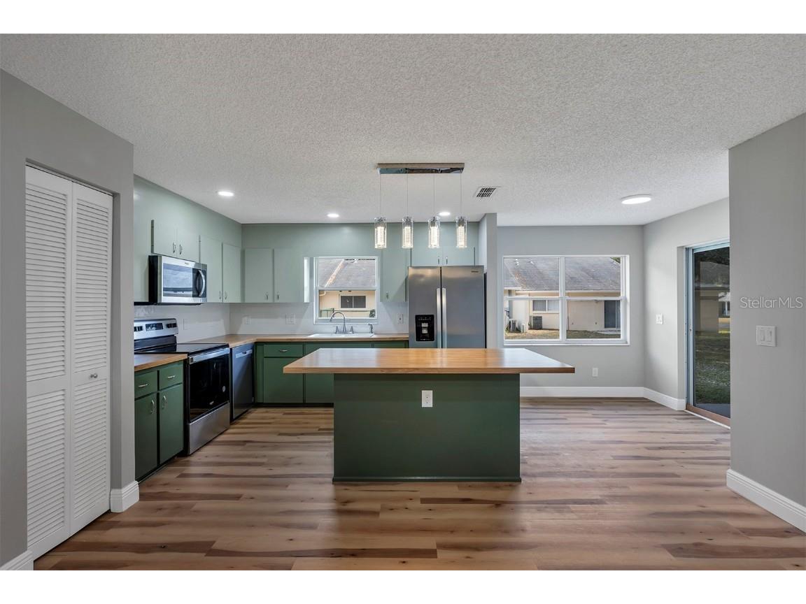 9755 SW 94th Terrace #C Ocala FL 34481 O6358184 image2