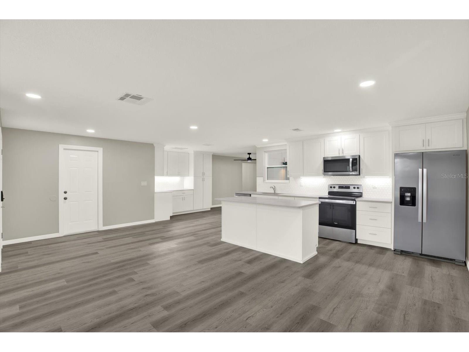 9756 Horizon Drive Spring Hill FL 34608 W7886239 image4
