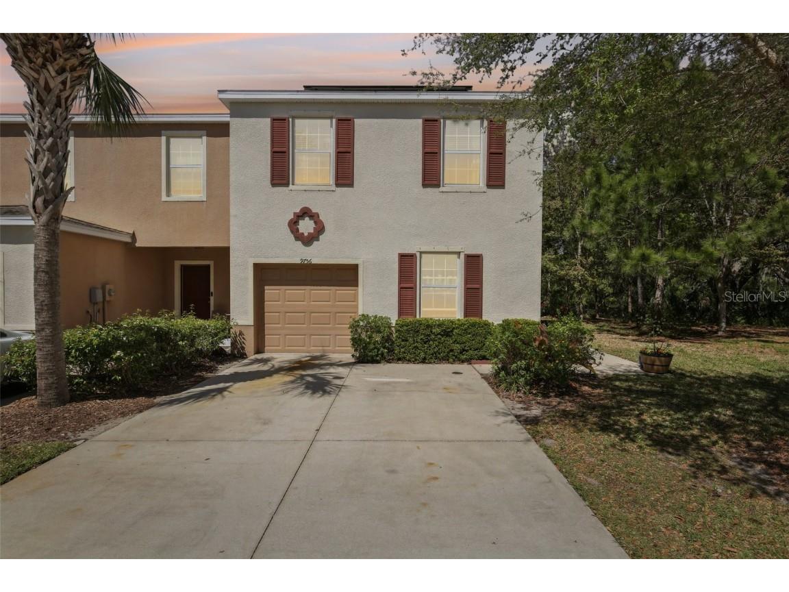 9756 Hound Chase Drive Gibsonton FL 33534 TB8355739 image1