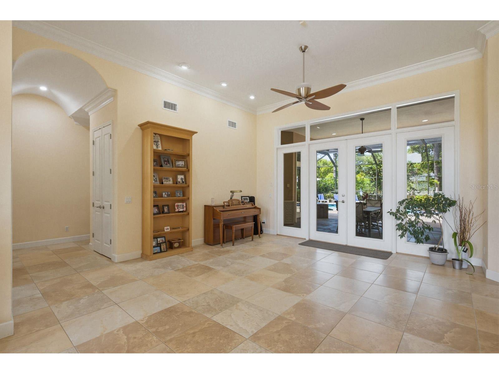 976 Cypress Cove Way Tarpon Springs FL 34688 TB8497692 image9