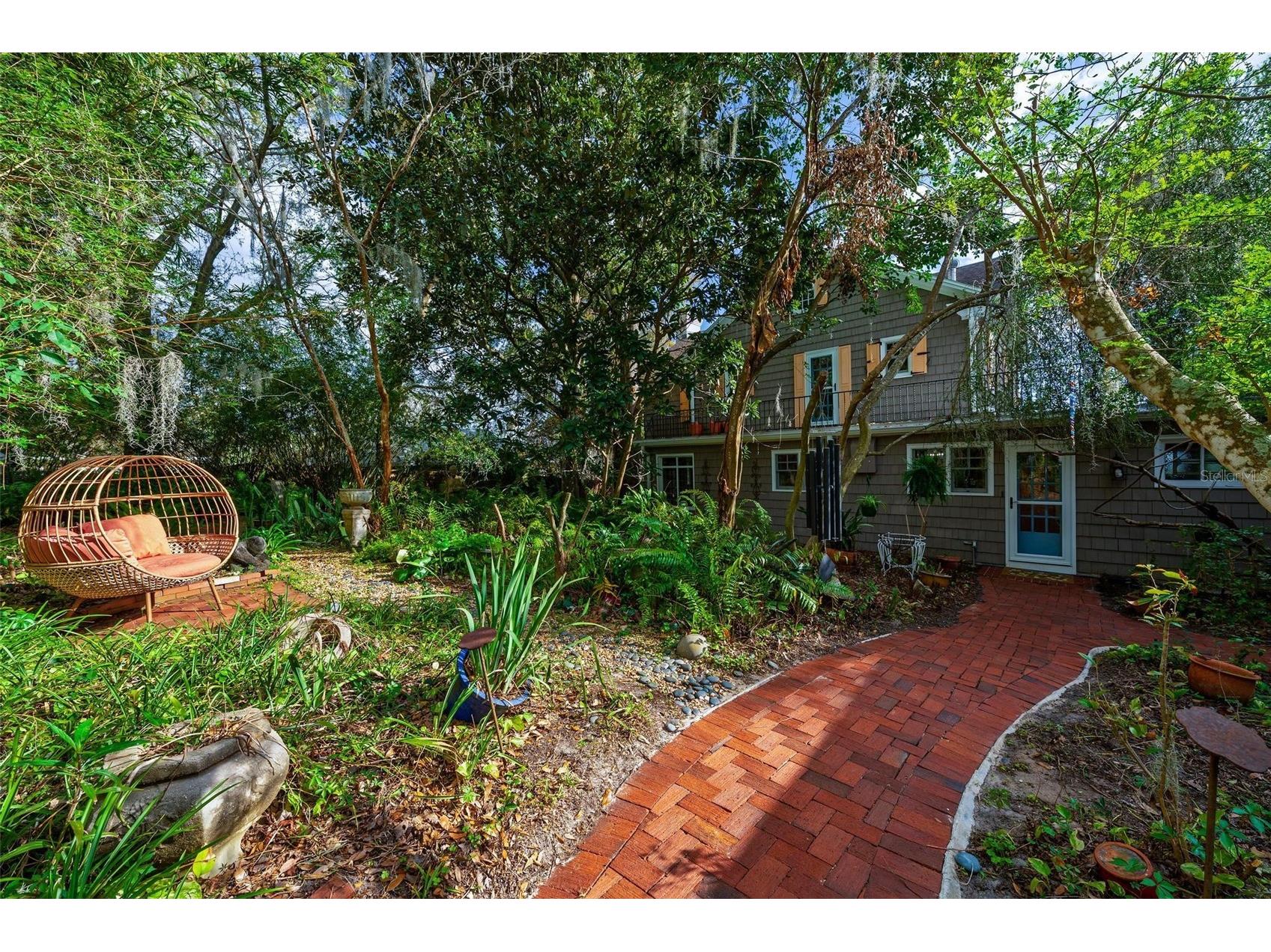 976 Fairview Avenue Mount Dora FL 32757 - LAKE DORA G5109268 image2