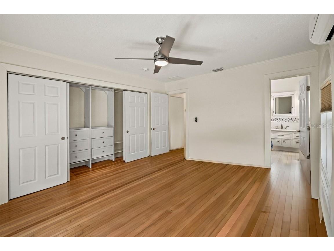 976 Narcissus Avenue Clearwater Beach FL 33767 TB8418106 image12