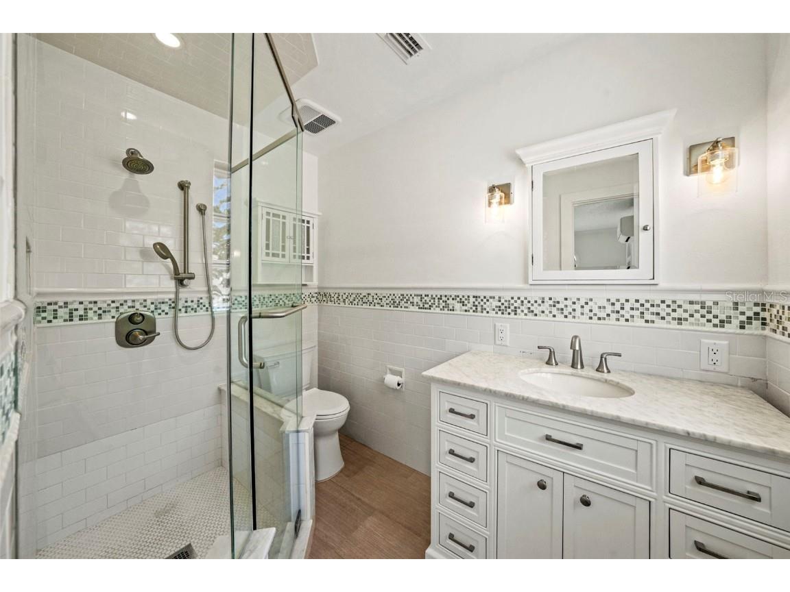 976 Narcissus Avenue Clearwater Beach FL 33767 TB8418106 image13