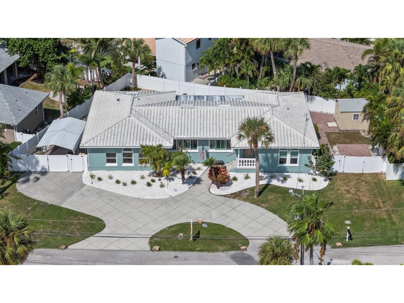 976 Narcissus Avenue Clearwater Beach FL 33767 TB8418106 image3