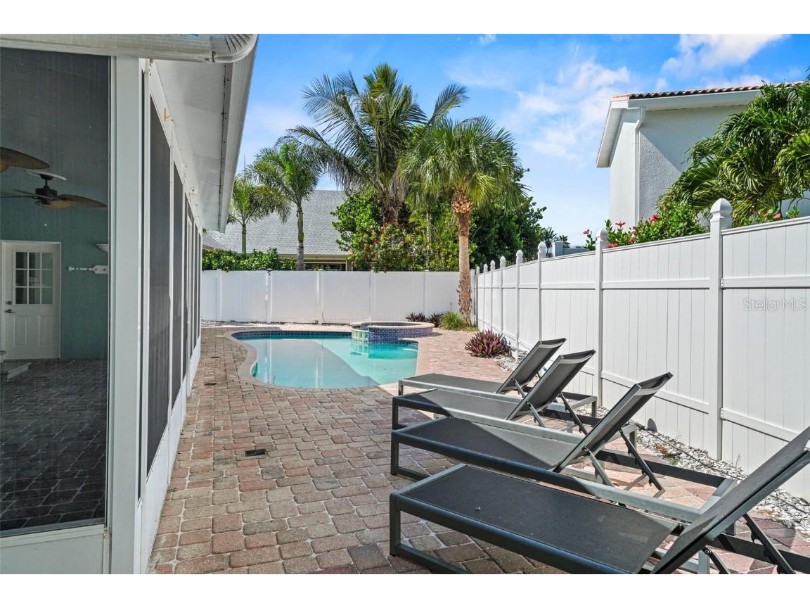 976 Narcissus Avenue Clearwater Beach FL 33767 TB8418106 image35