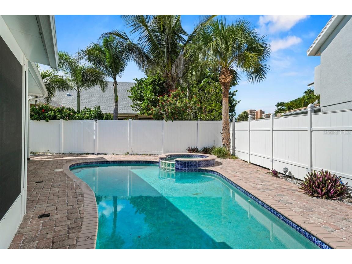 976 Narcissus Avenue Clearwater Beach FL 33767 TB8418106 image38