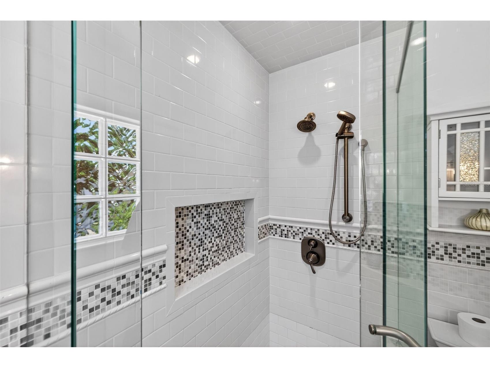 976 Narcissus Avenue Clearwater Beach FL 33767 TB8512363 image24