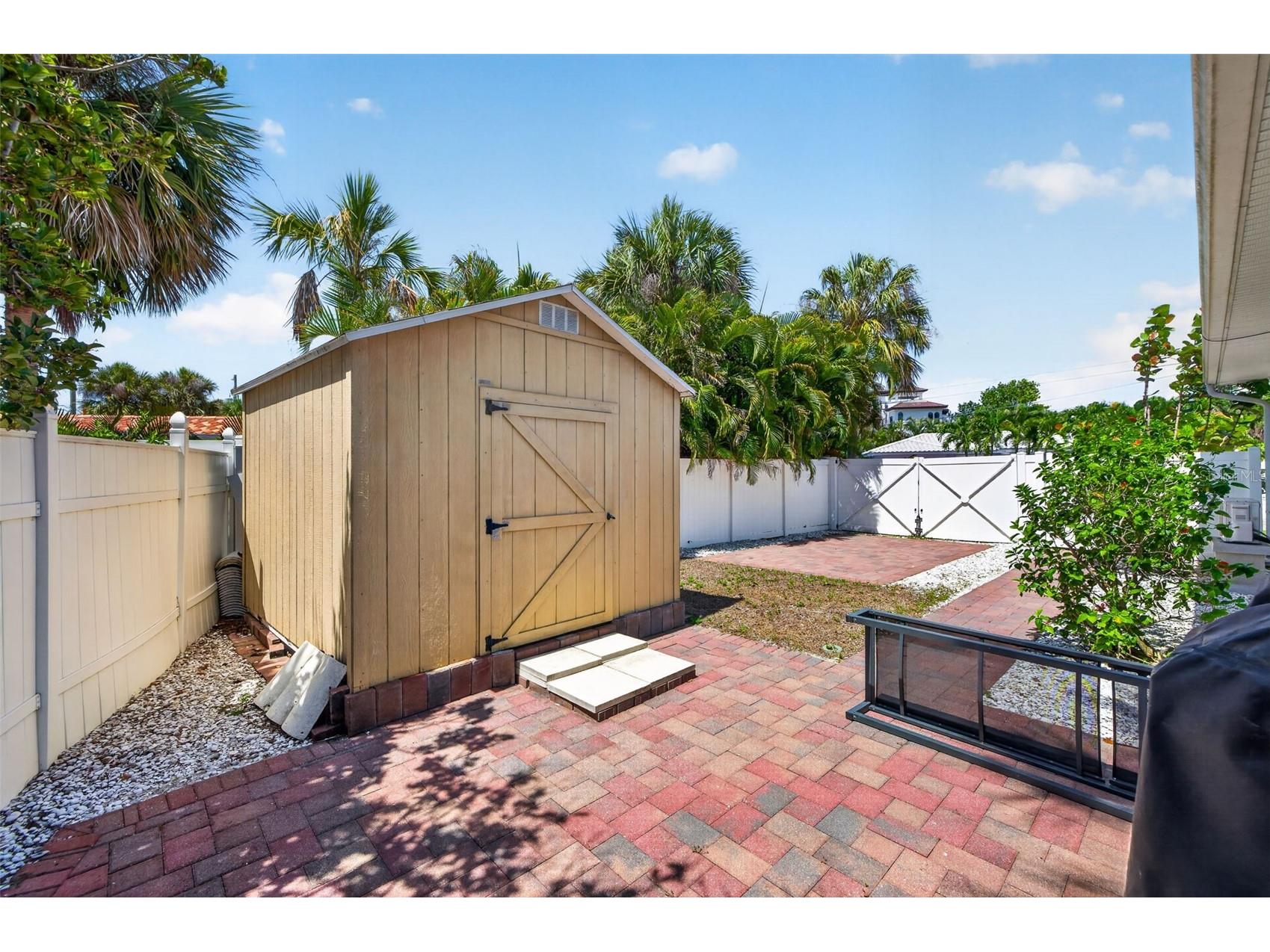 976 Narcissus Avenue Clearwater Beach FL 33767 TB8512363 image34