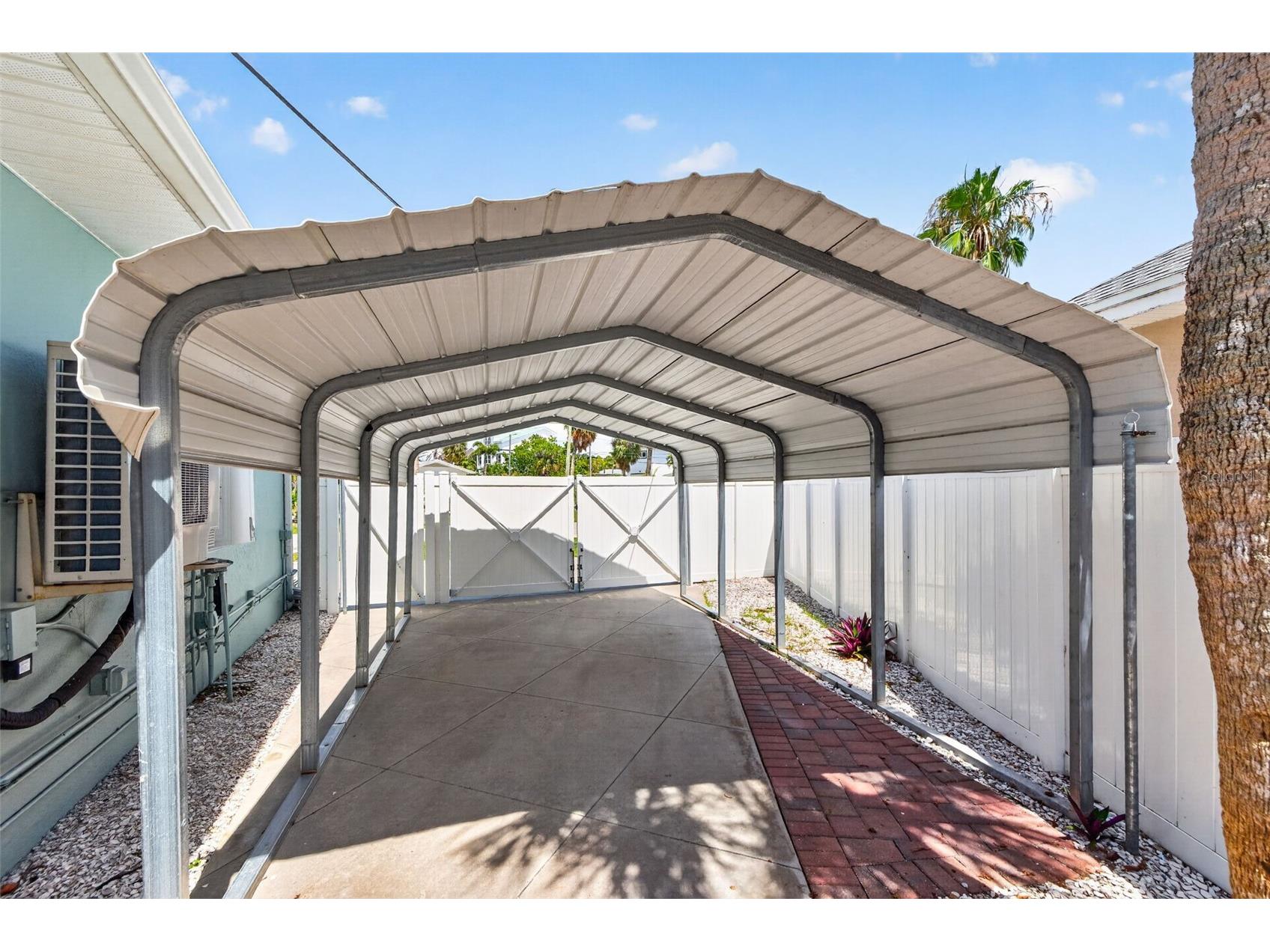 976 Narcissus Avenue Clearwater Beach FL 33767 TB8512363 image37
