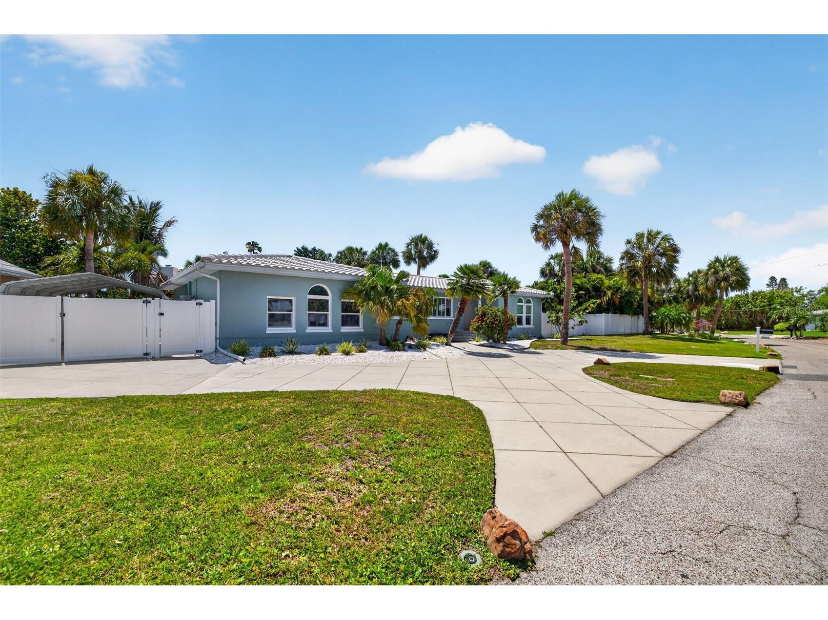 976 Narcissus Avenue Clearwater Beach FL 33767 TB8512363 image44