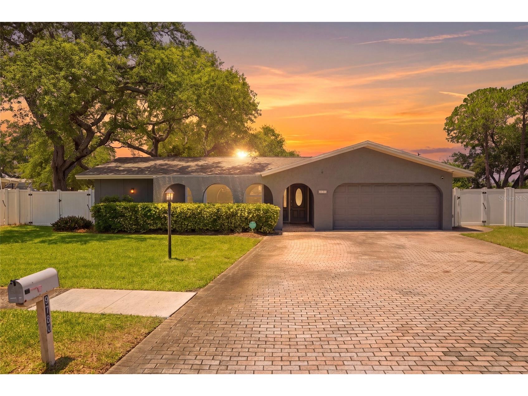 9760 136th Street Seminole FL 33776 TB8506368 image1