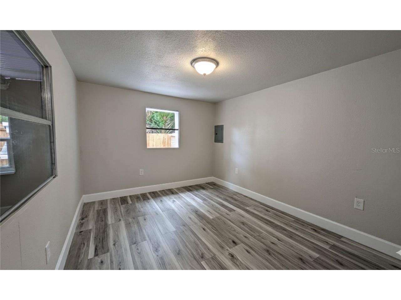 9761 Lake Drive Weeki Wachee FL 34613 TB8457872 image11
