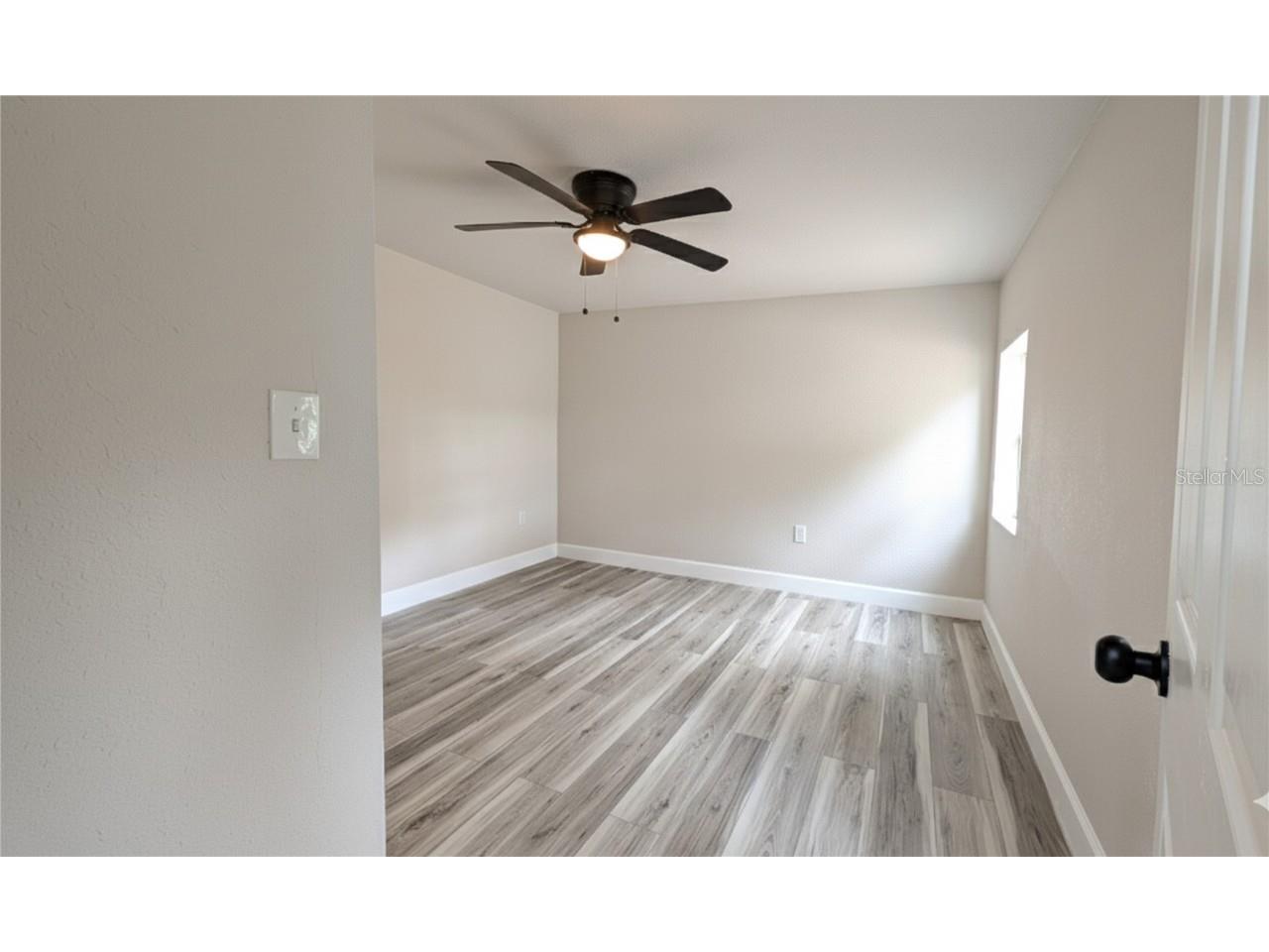 9761 Lake Drive Weeki Wachee FL 34613 TB8457872 image21